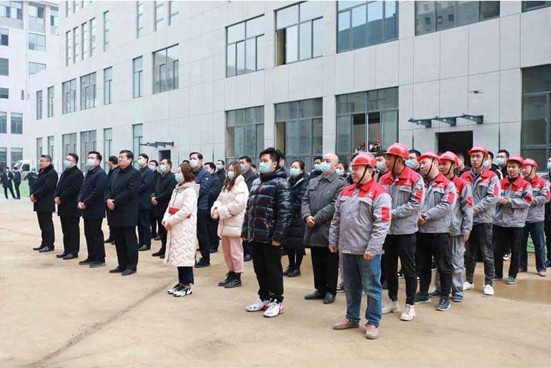 市中區(qū)各部門（局、街道）主要負責(zé)人及中海生物技術(shù)部分員工和施工團隊參加開工儀式
